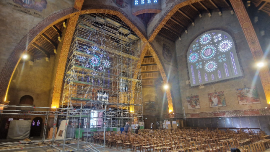 Visite du chantier de rénovation de l'église Saint-Louis à Vincennes